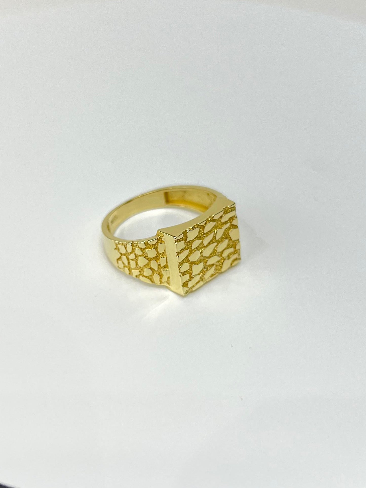 1106- 14K Square Full Nugget Ring W.G