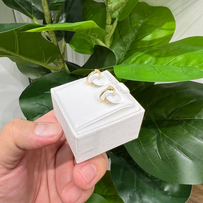 1368- NEW 14K Trebol Hoops Gold Earrings W.G