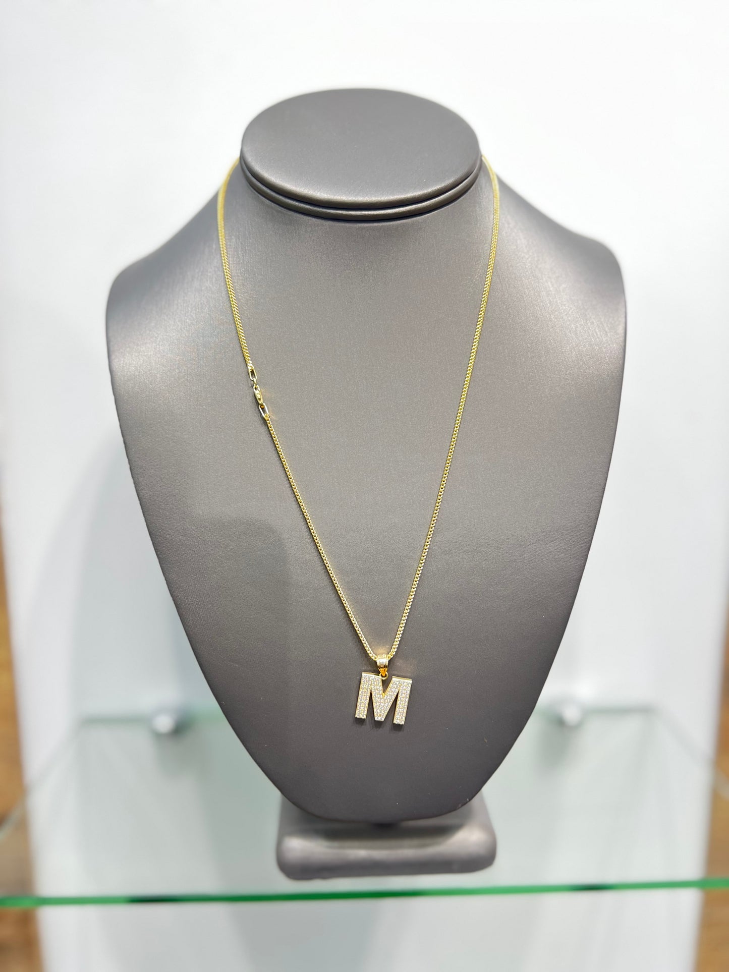 C14- NEW 14K Franco Chain and Letter M Pendant Set