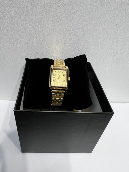 R37- Vintage Women's Invicta Watch 24.5mm W.G