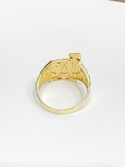 1107- NEW 14K Full Nugget LA Square Ring W.G