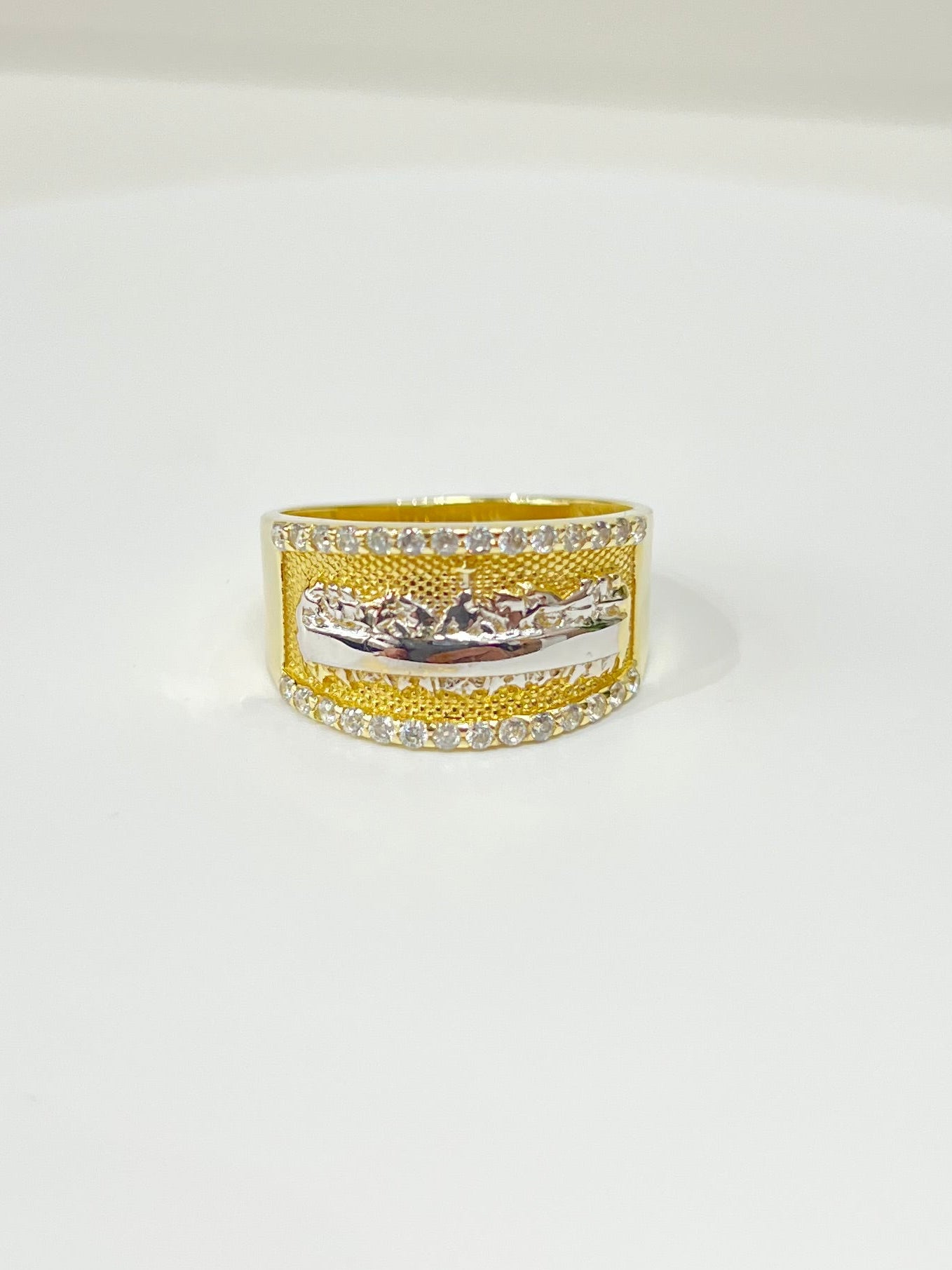 1246- NEW 14K The Last Supper Ring W.G