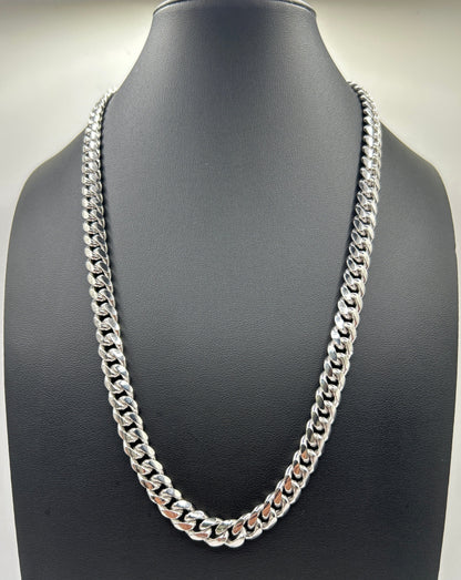 S481- .925 Solid Miami Cuban Chain 22”