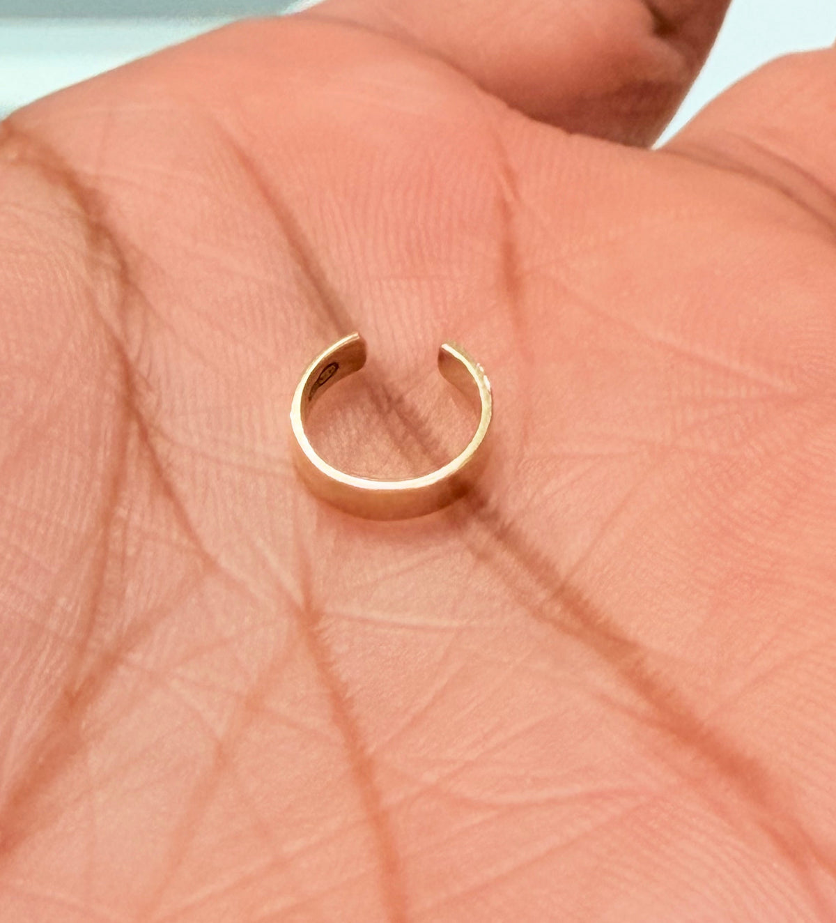 1797- NEW 14K Gold Single Piece Plain Earrings Cuff (2.4x9.4mm)