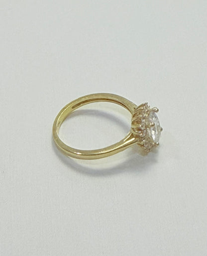 1735- NEW 10K Oval Engagement Women’s Ring W.G