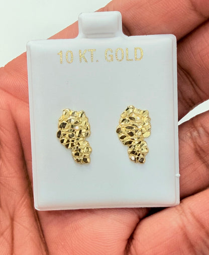 1718- NEW 10K Nugget Stud Earrings W.G