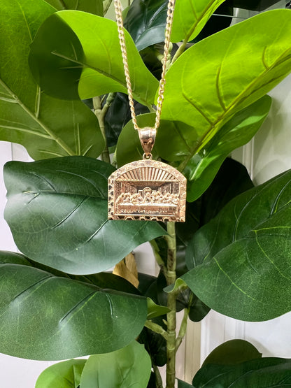 1318- 10K Nugget The Last Supper Pendant W.G