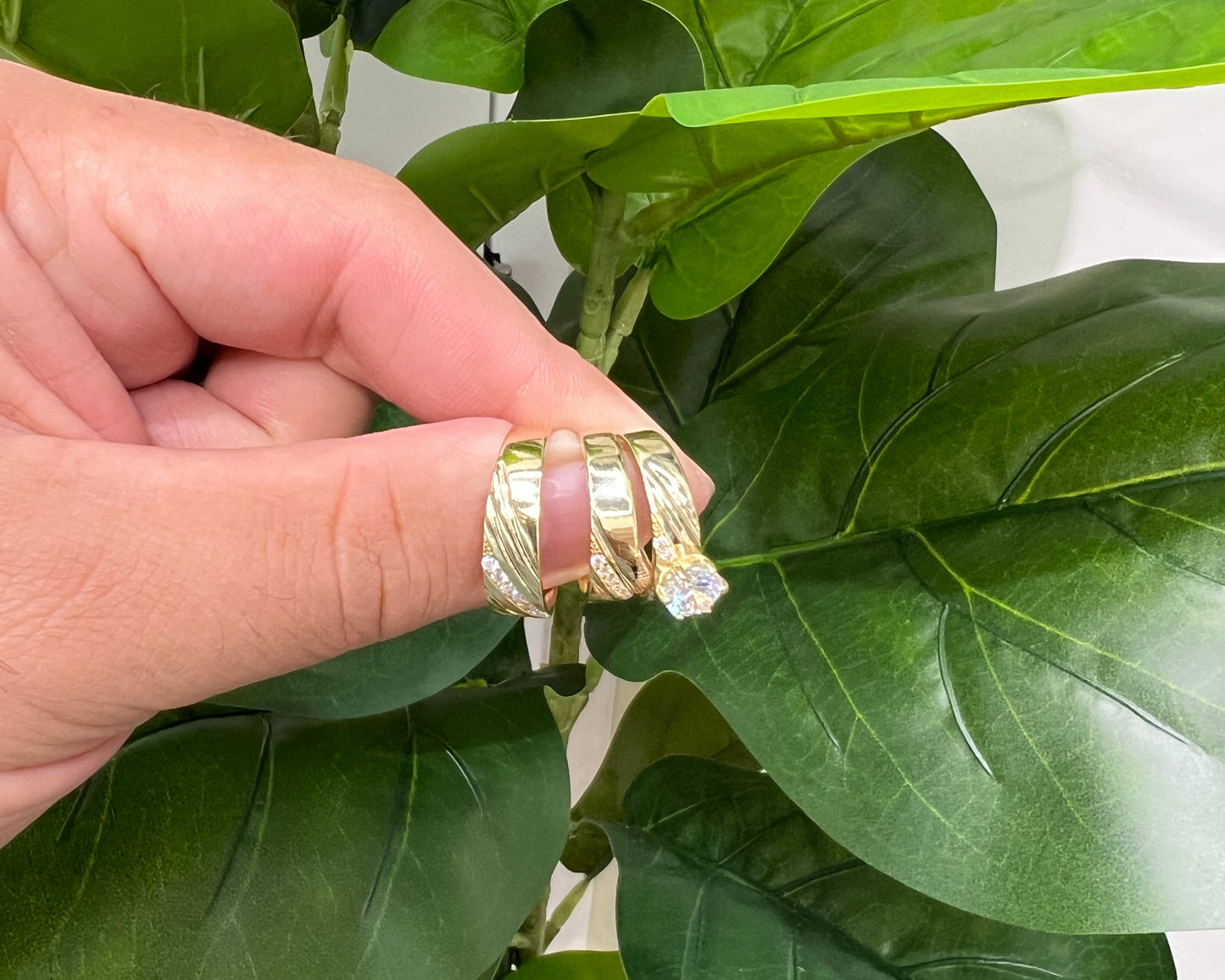 1233- NEW 14K Trio Wedding Ring Set W.G