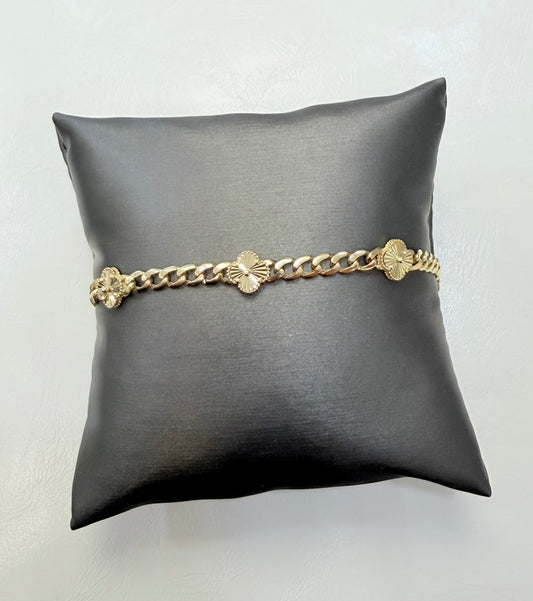 1812- NEW 14K Hollow Gold Trebol Bracelet 7.5” (9.1mm) W.G
