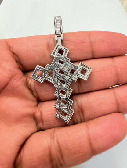 S408-NEW .925 Sterling Silver CZ Link Cross Pendant W.G