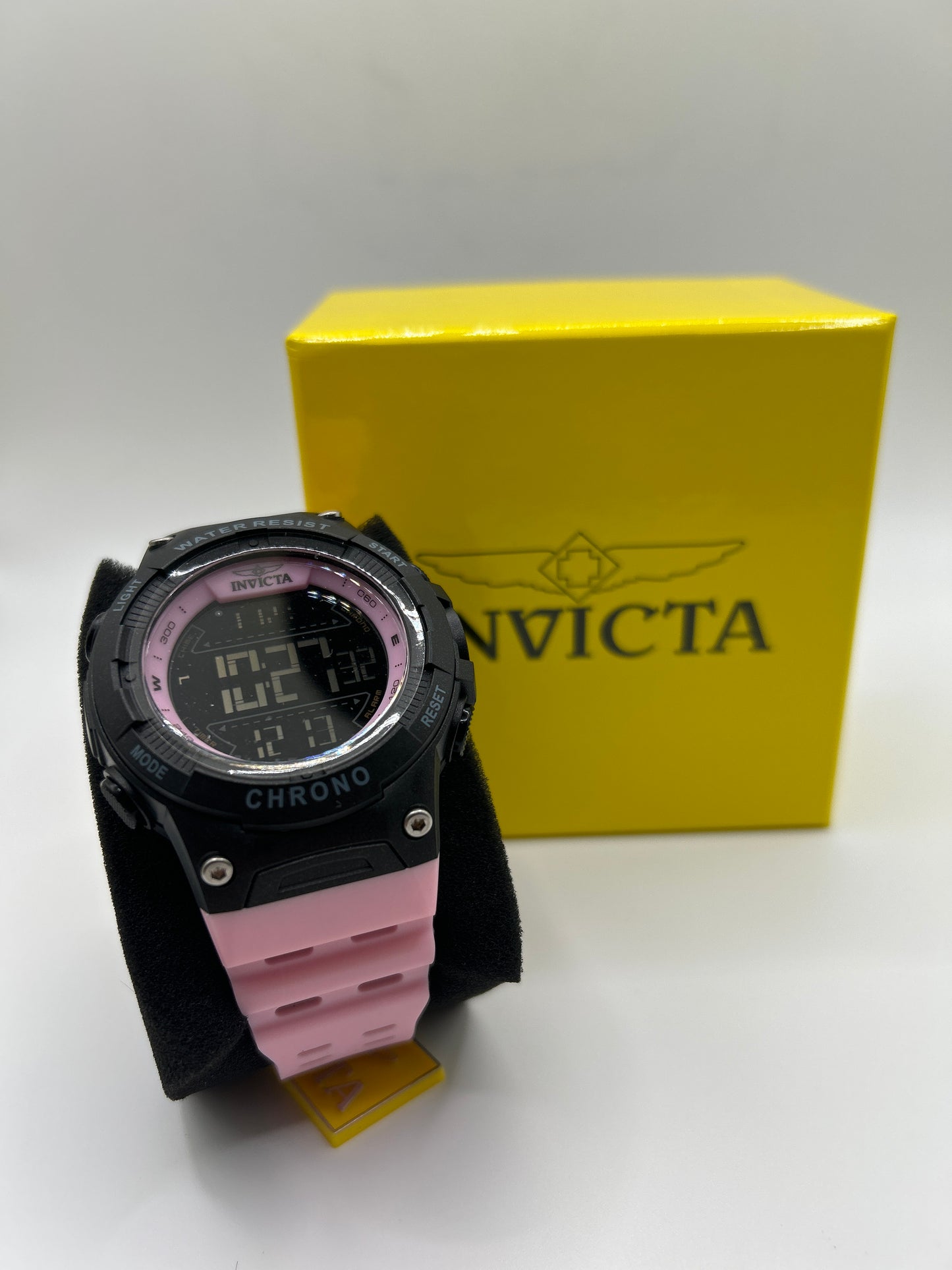 R20- Pink Invicta Men’s Watch 52mm