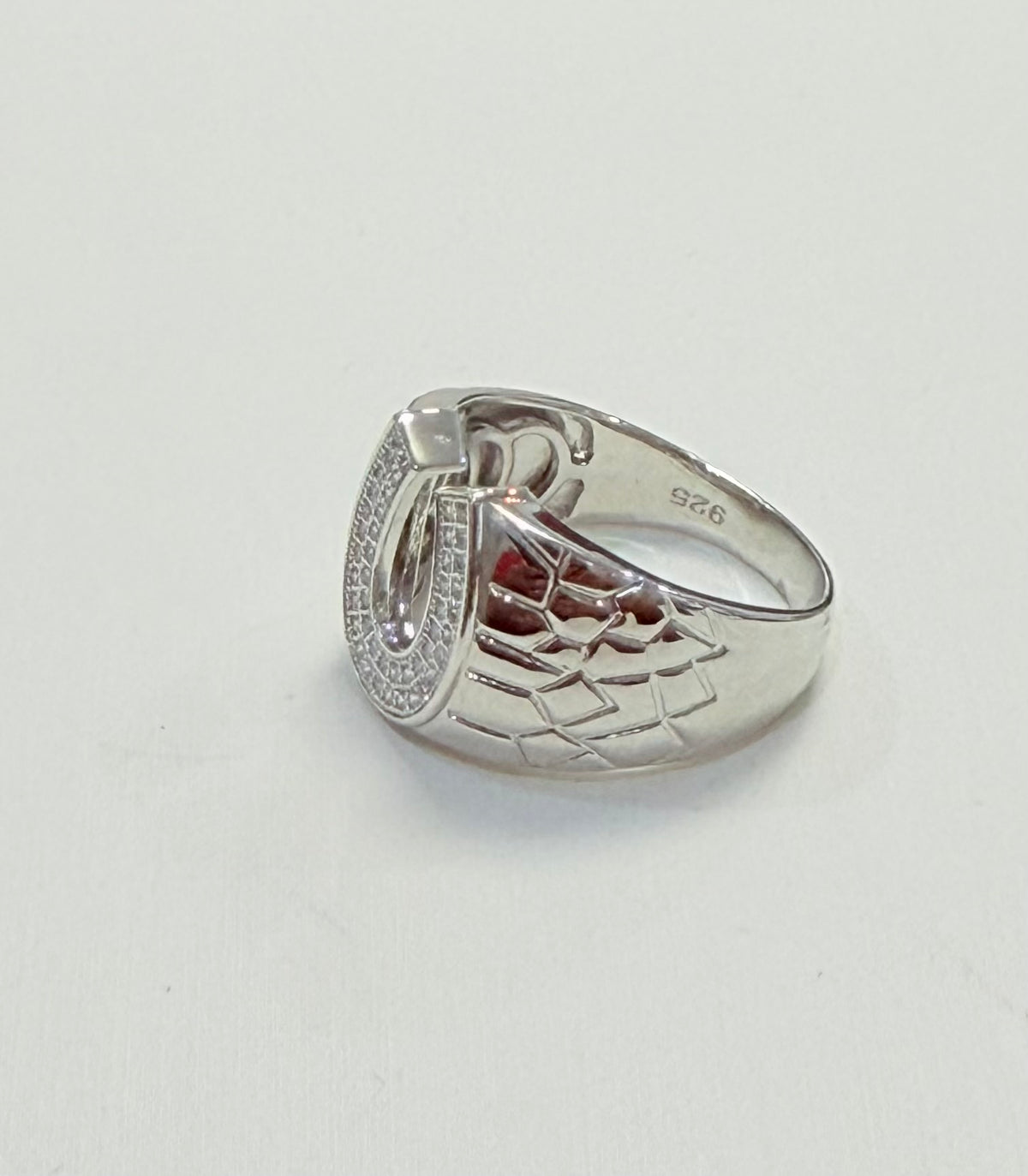 S801-NEW .925 Horseshoe Men's Ring W.G