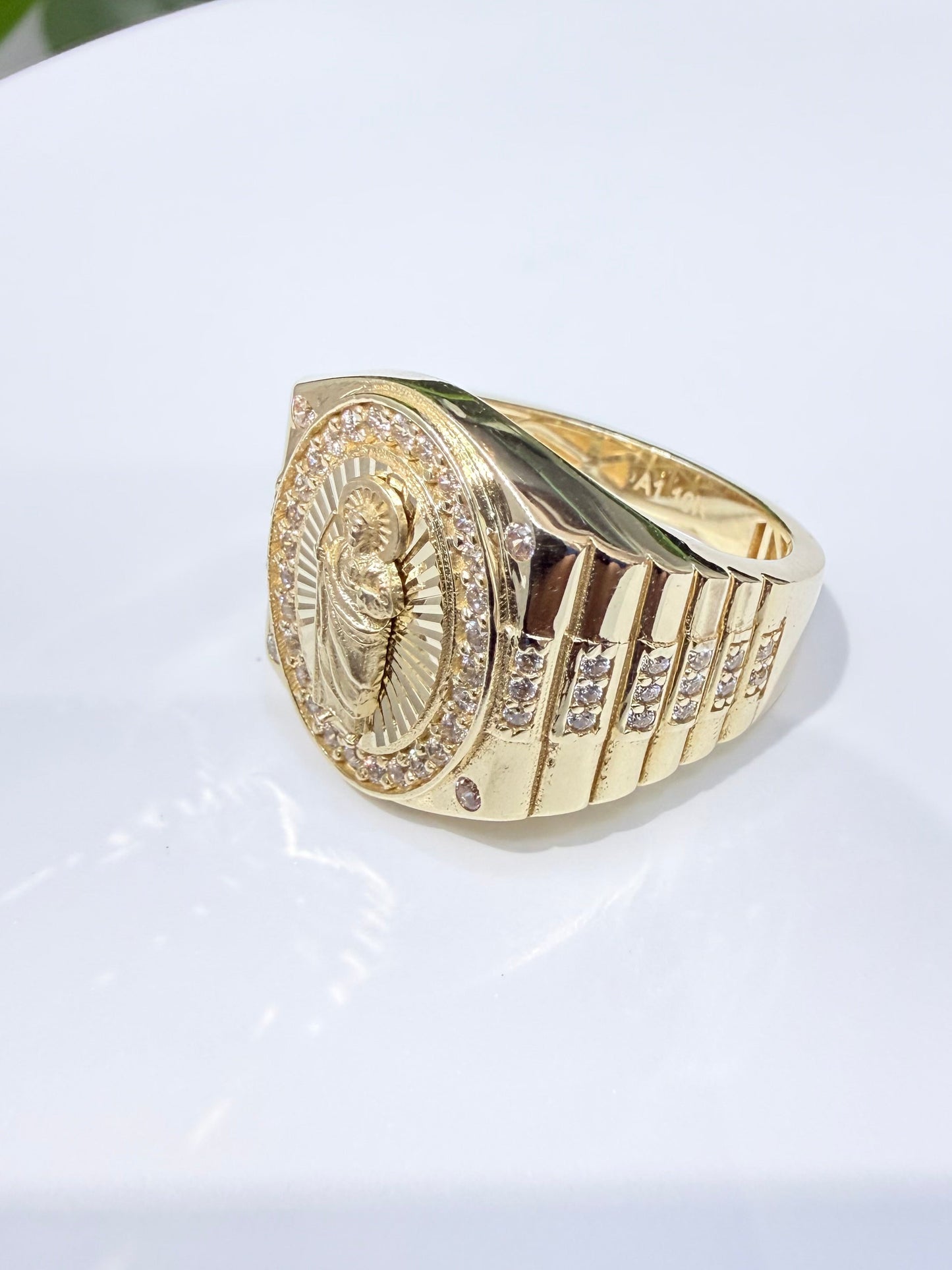 1620- NEW 10K St. Jude Men’s Fashion Ring W.G