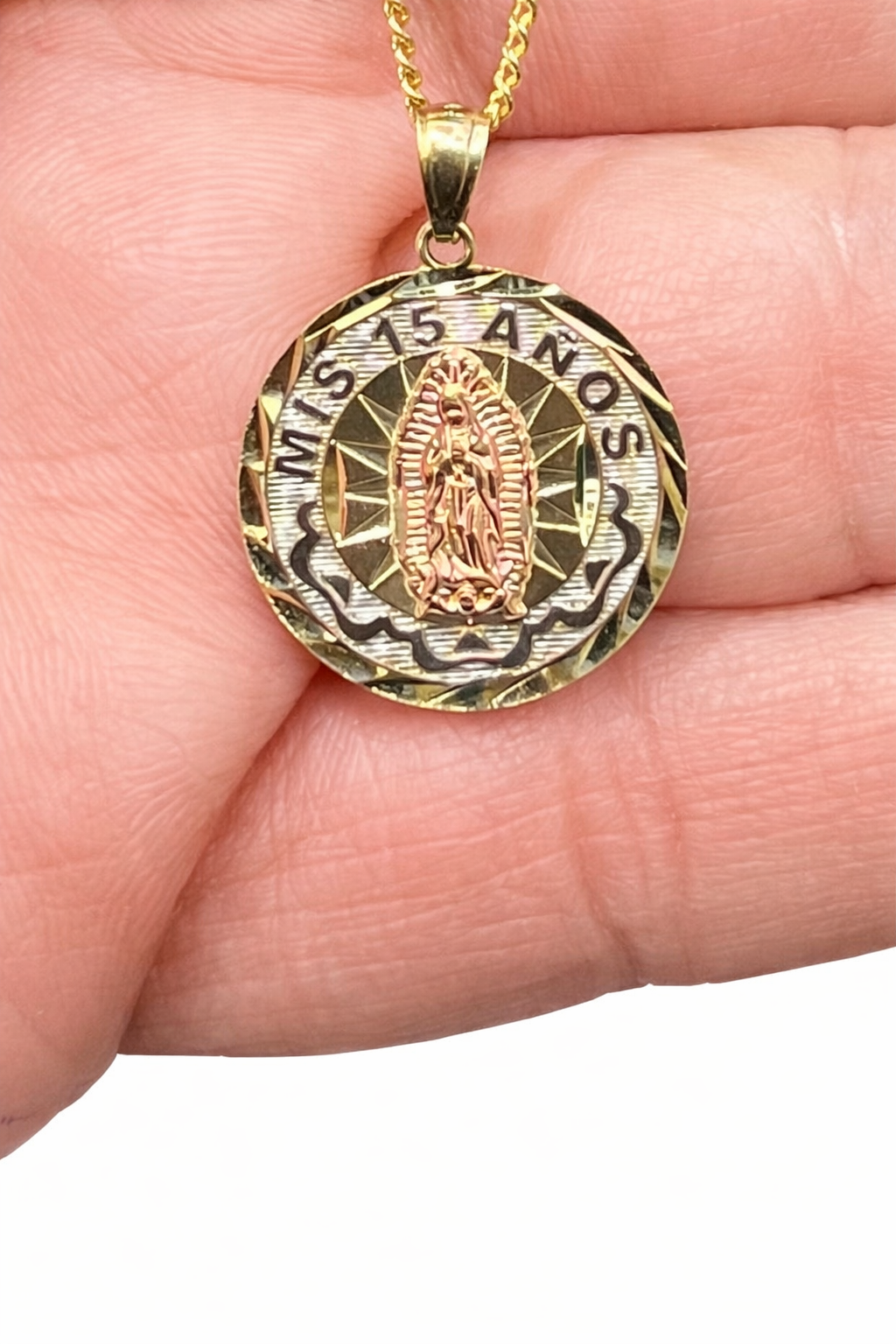 1286- 10K Our Lady Of Guadalupe Round Pendant W.G