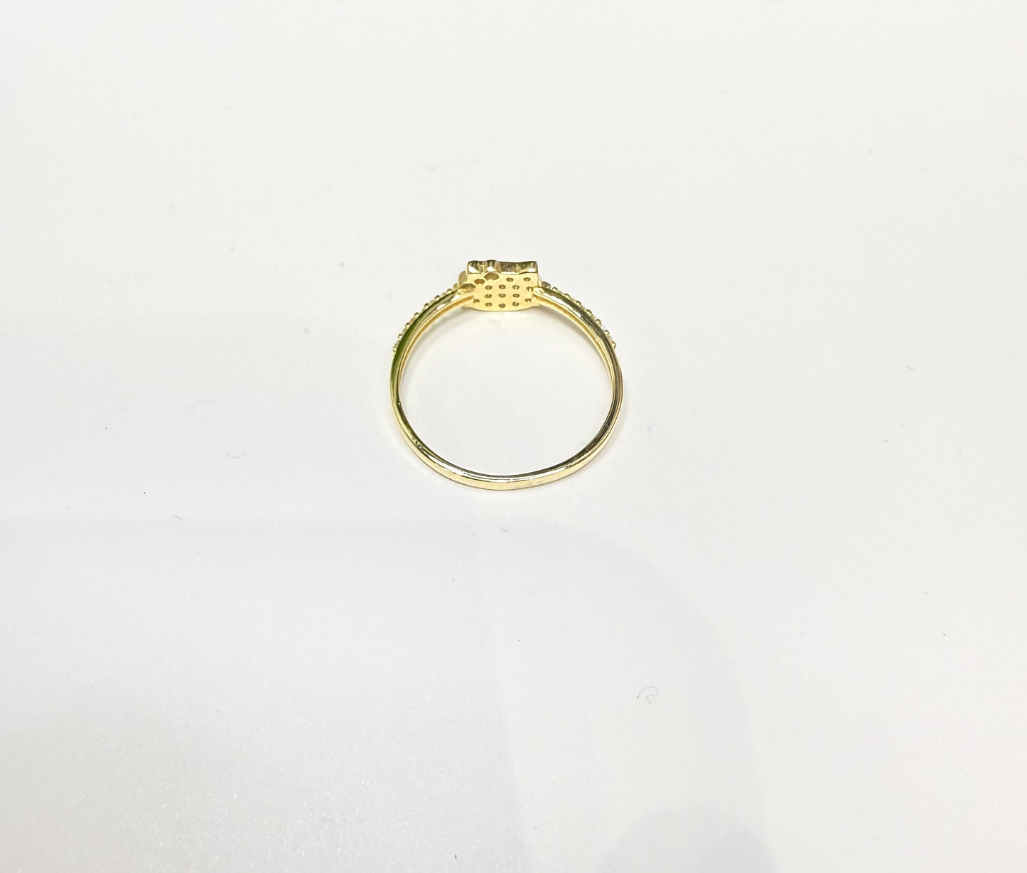 1579- NEW 14K Thin Hello Kitty Ring W.G