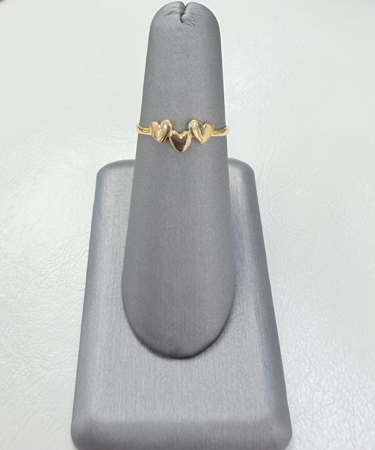 1708- NEW 10K Heart Band Women’s Ring W.G