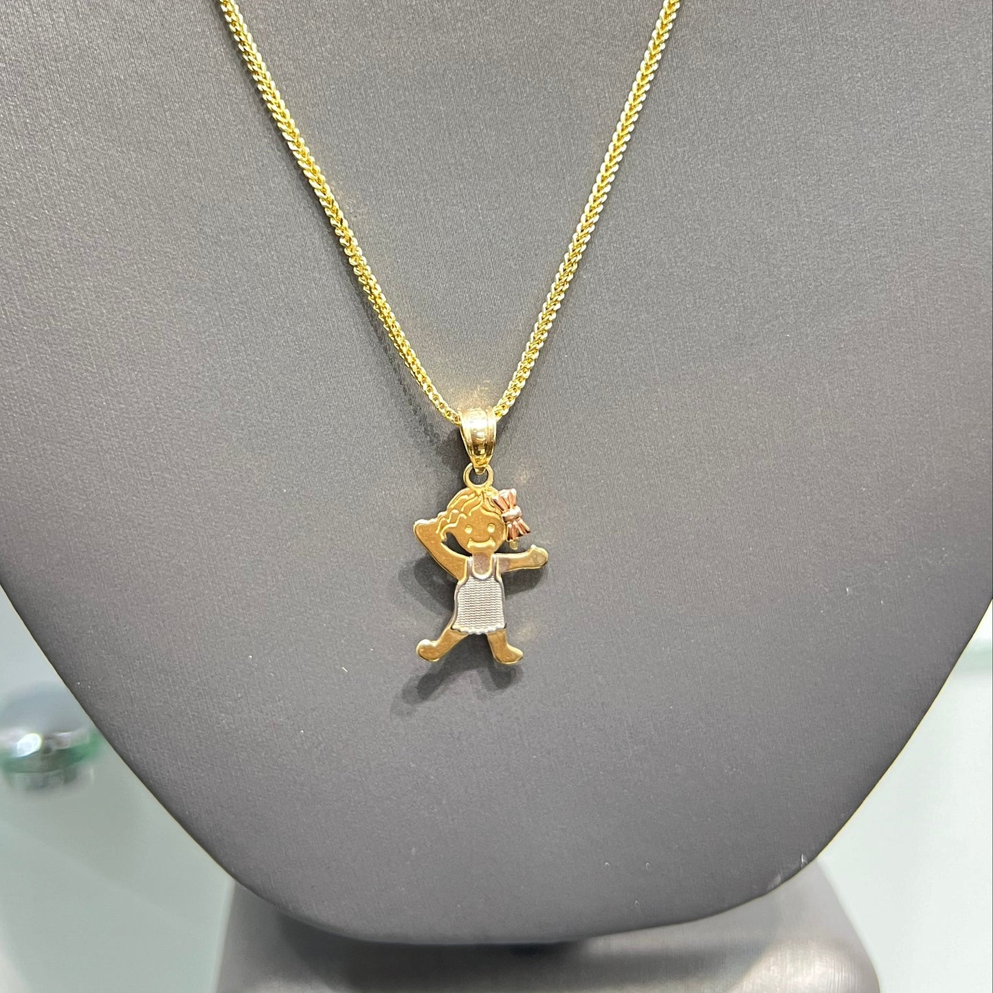 00121- NEW 14K Gold One Girl Pendant (W.G)