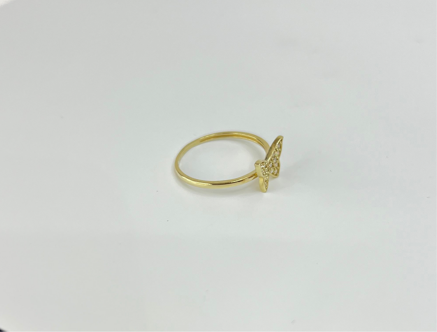 1497- NEW 14K Lightweight Thin Band Butterfly Ring W.G