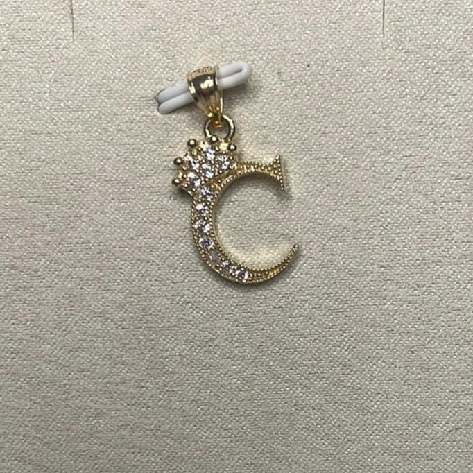 0099- 14K Letter “C” Pendant With Stones