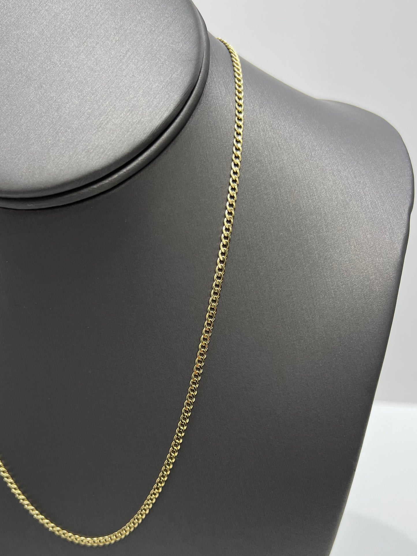 1469- NEW 14K Hollow Cuban Link Chain 18" (2.5mm) W.G