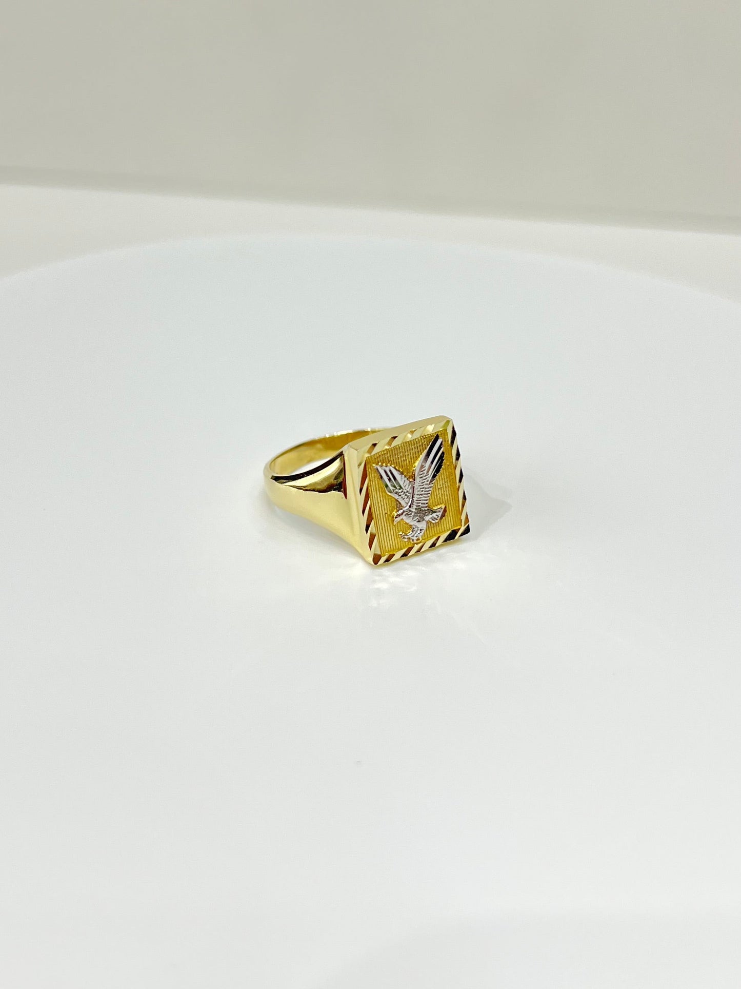 654- NEW 14K Square Eagle Diamond Cut Frame Ring W.G