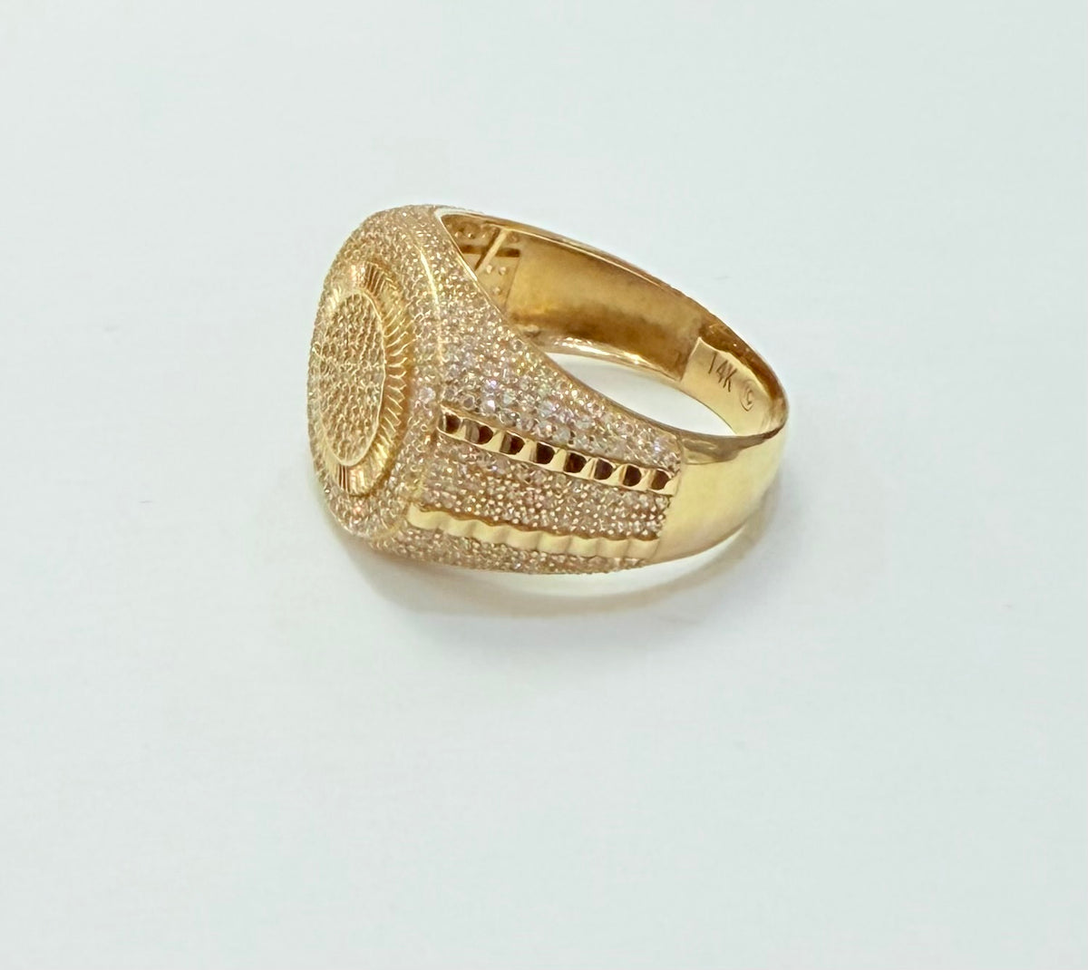 1349- NEW 14K Classic Round Ice Out Men's Ring W.G