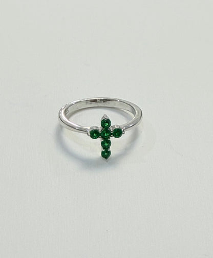 S562- .925 Sterling Silver Green Cz Cross Ring W.G