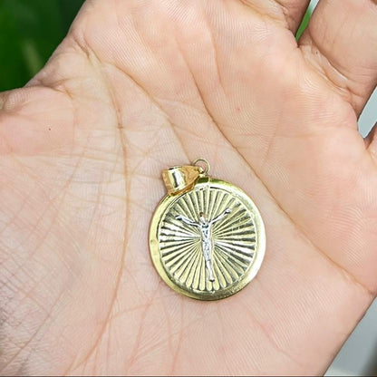 00199- Colgante religioso de doble cara de oro amarillo de 14 quilates