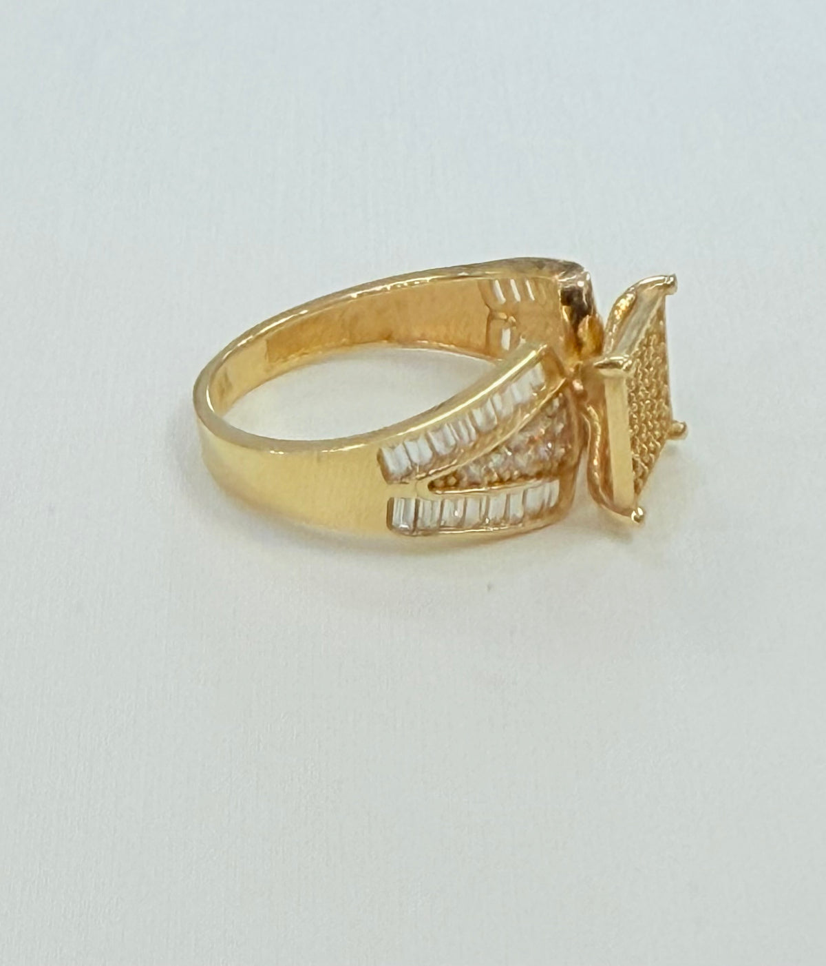 937- NEW 14K Square Fashion Cz Ring W.G
