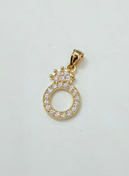 1533- NEW 10K Letter O Crown Pendant W.G