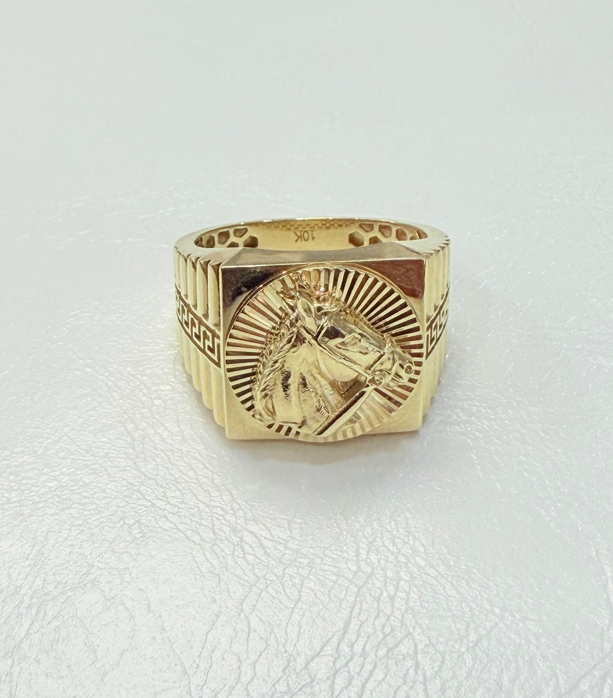 1823- NEW 10K Horsehead Men’s Ring W.G