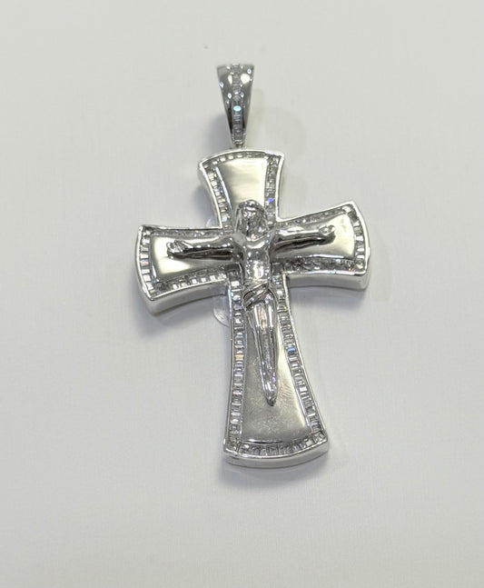S853- NEW .925 Sterling Silver Fashion Crucifix Pendant W.G