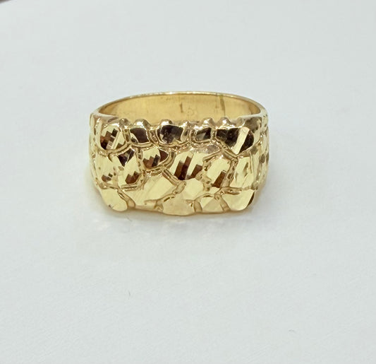 1198- NEW 14K Nugget Square Fashion Ring W.G