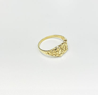 1595- NEW 14K Nugget Square Ring W.G
