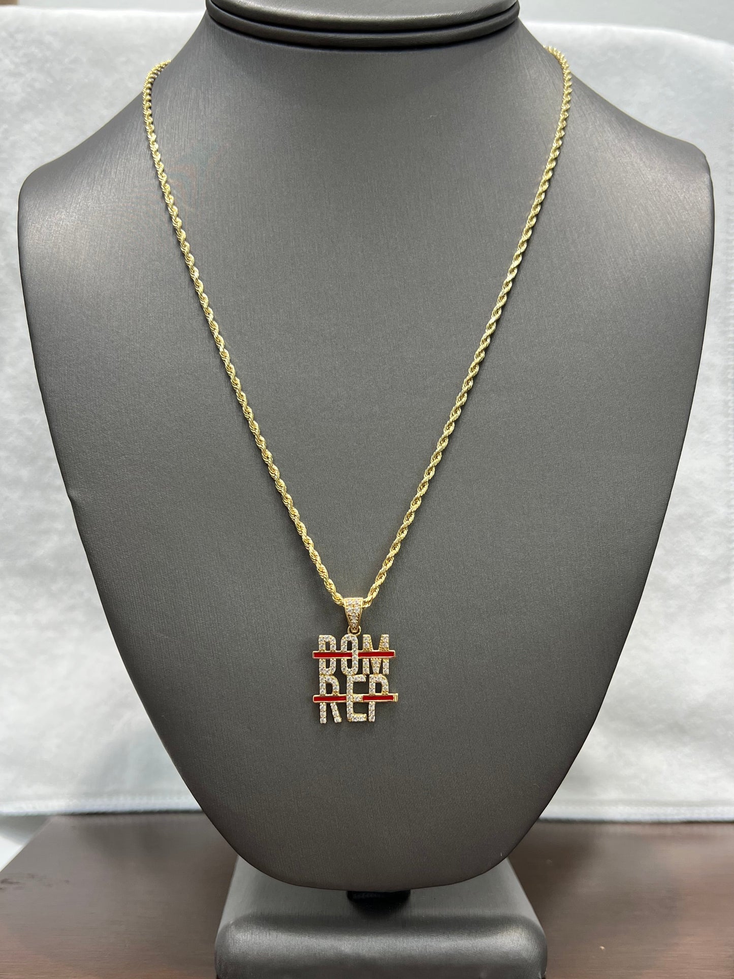 1191- NEW 14k Hollow Yellow Gold Rope Chain 20” (2mm) & Dominican Rep Pendant Set W.G