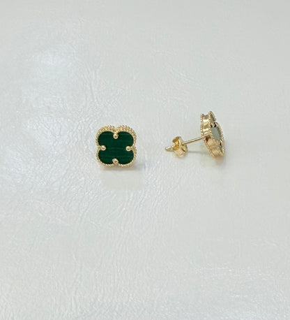 1820- NEW 14K Green Trebol Stud Earrings (9.8mm) W.G
