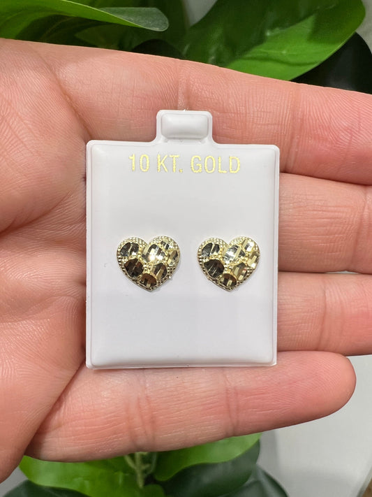 1668- NEW 10K Heart Shape Nugget Earrings (10.4x12.2mm) W.G