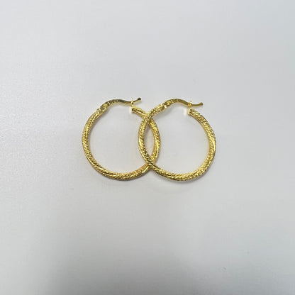 1654- NEW 10K Hoop Earrings (25.8x2.3mm) W.G