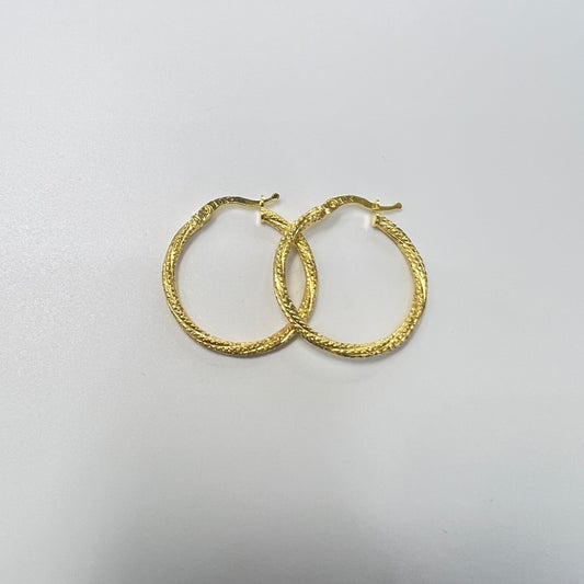 1654- NEW 10K Hoop Earrings (25.8x2.3mm) W.G