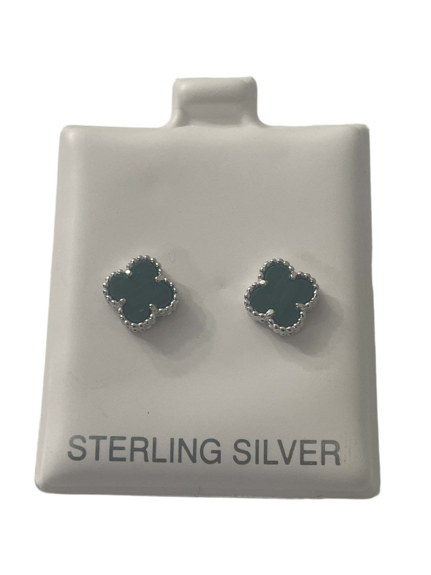 S700- Green clover Stud Earrings