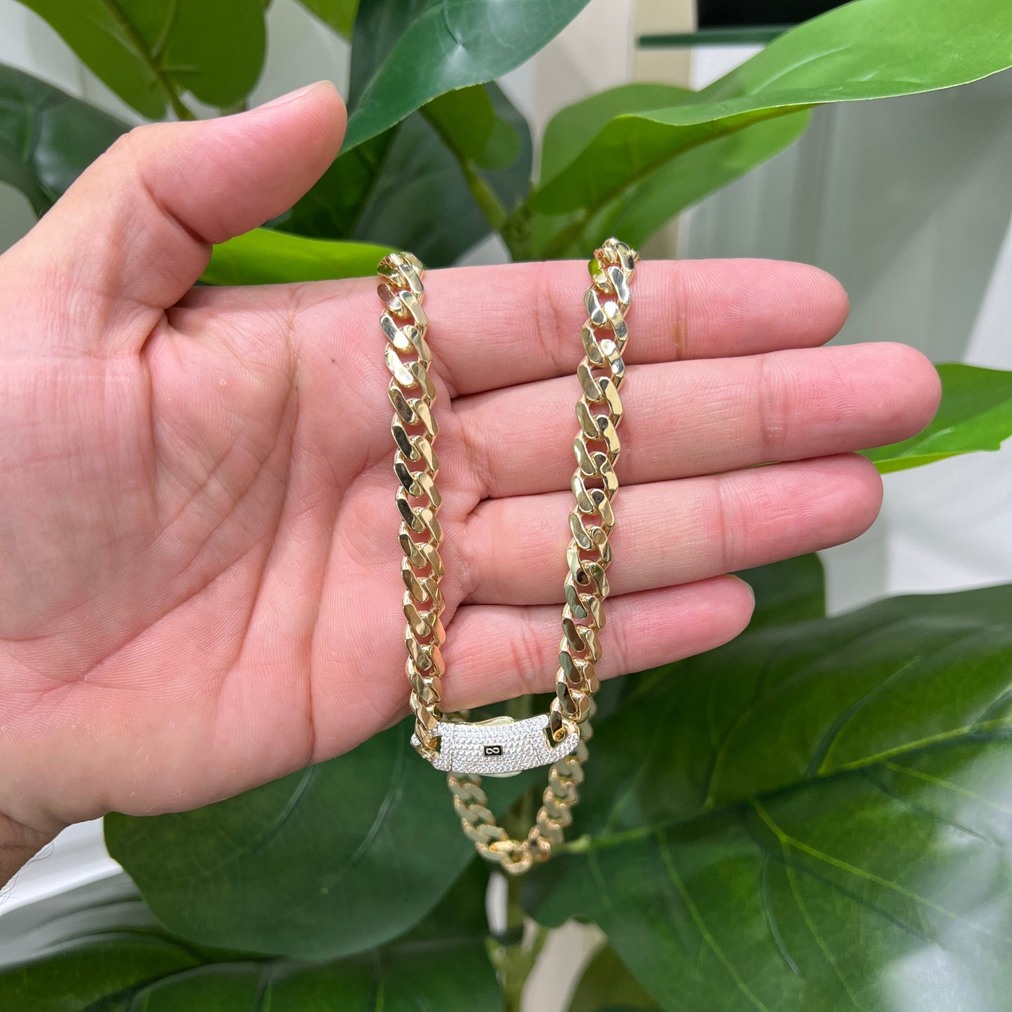 1237- NEW 14K Hollow Cuban Monaci Chain (9mm) W.G