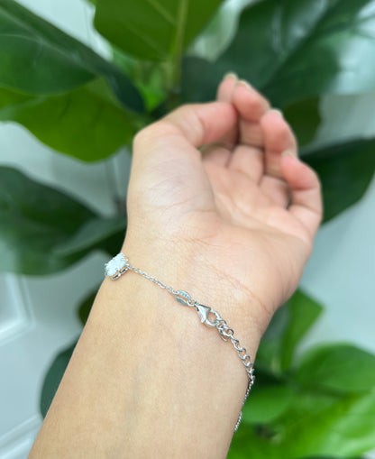 S776- NEW .925 Silver White Clover Bracelet (8mm) W.G