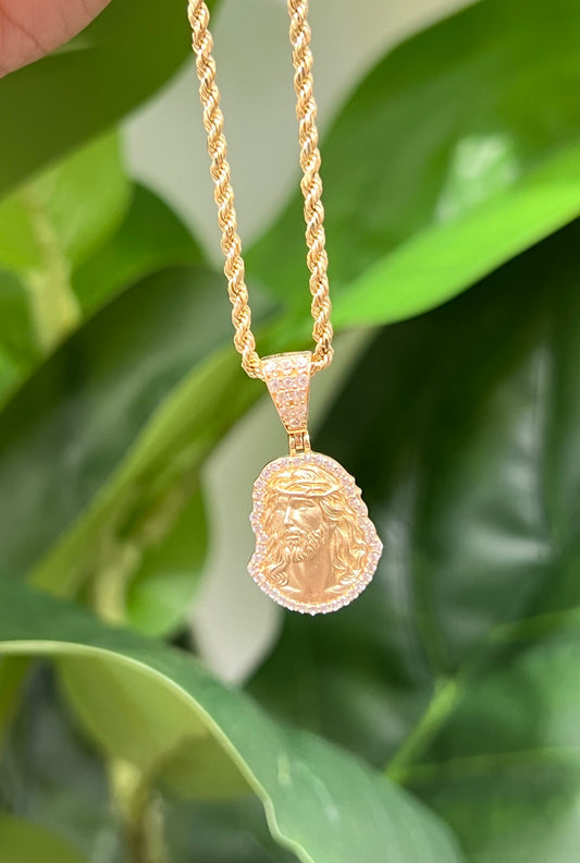 916- NEW 14K Jesus Face Pendant W.G