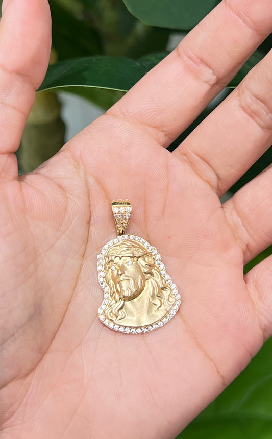 917- NEW 14K Jesus Face Pendant W.G