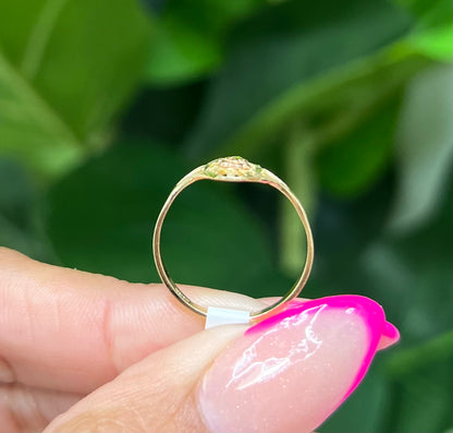 876- NEW 14K NEW Centered Flower Ring (W.G)