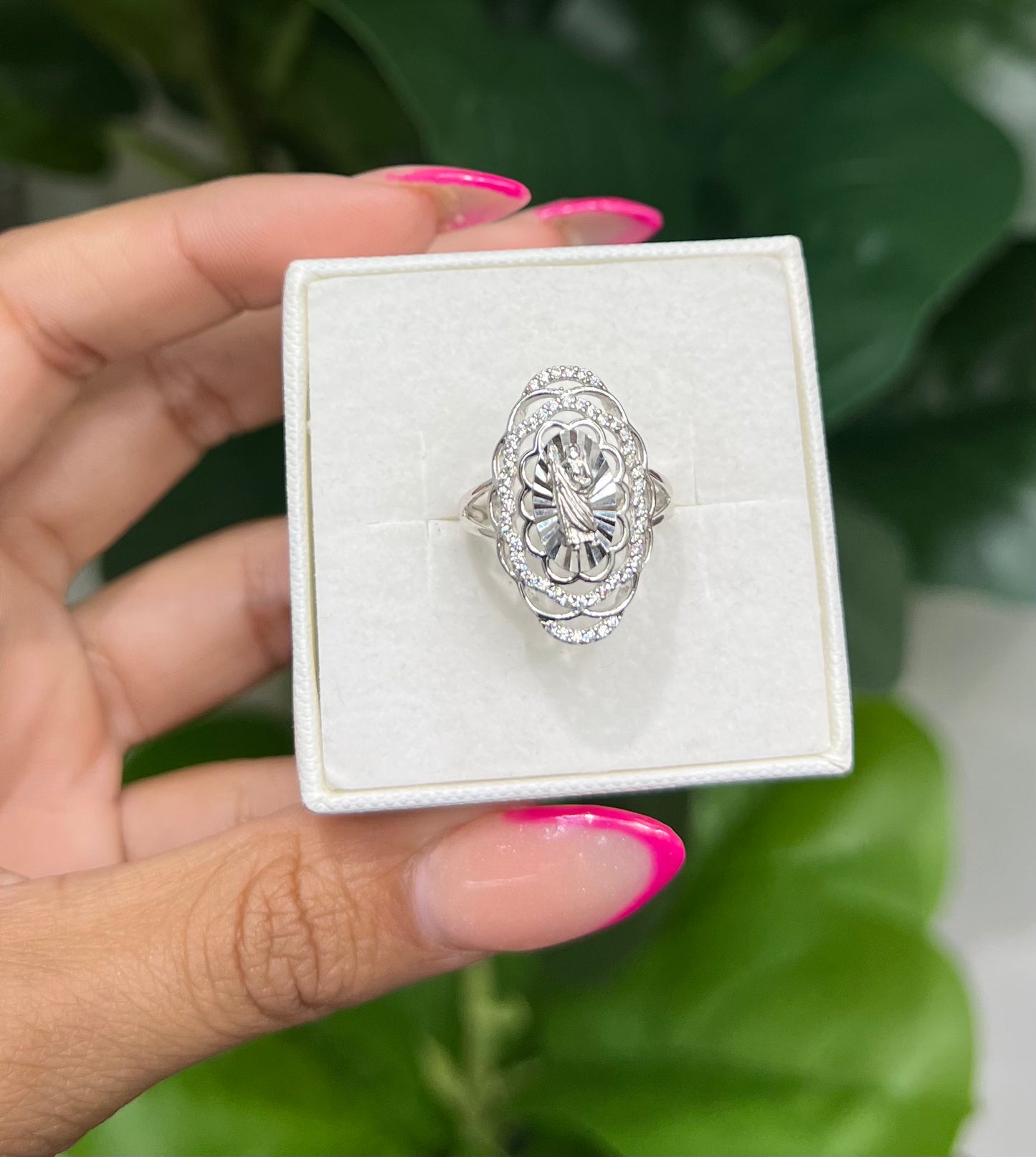 S636- NEW . 925 Sterling Silver Oval St. Jude Ring W.G