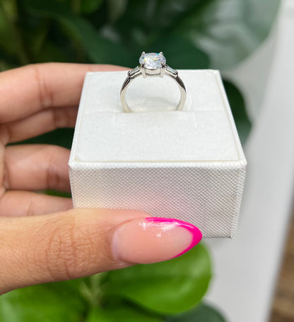 S443- NEW .925 Sterling Silver Clear CZ Solitaire Ring W.G