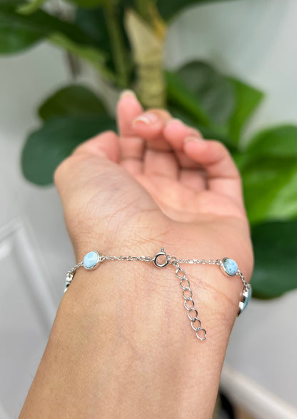 S672- NEW .925 Larimar Trebol Bracelet W.G