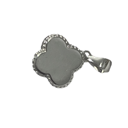 S772- Black clover Pendant 10.5MM