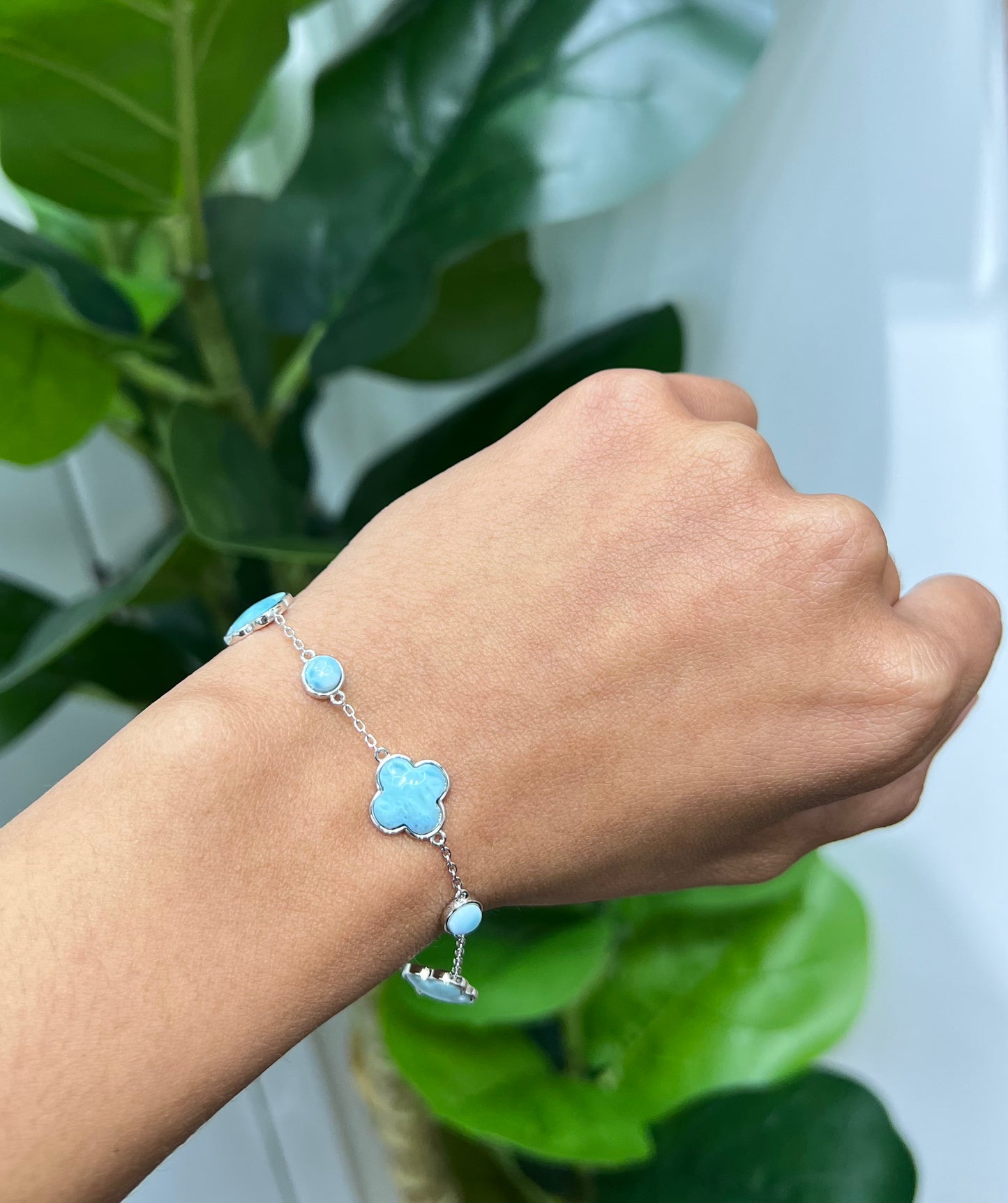 S672- NEW .925 Larimar Trebol Bracelet W.G